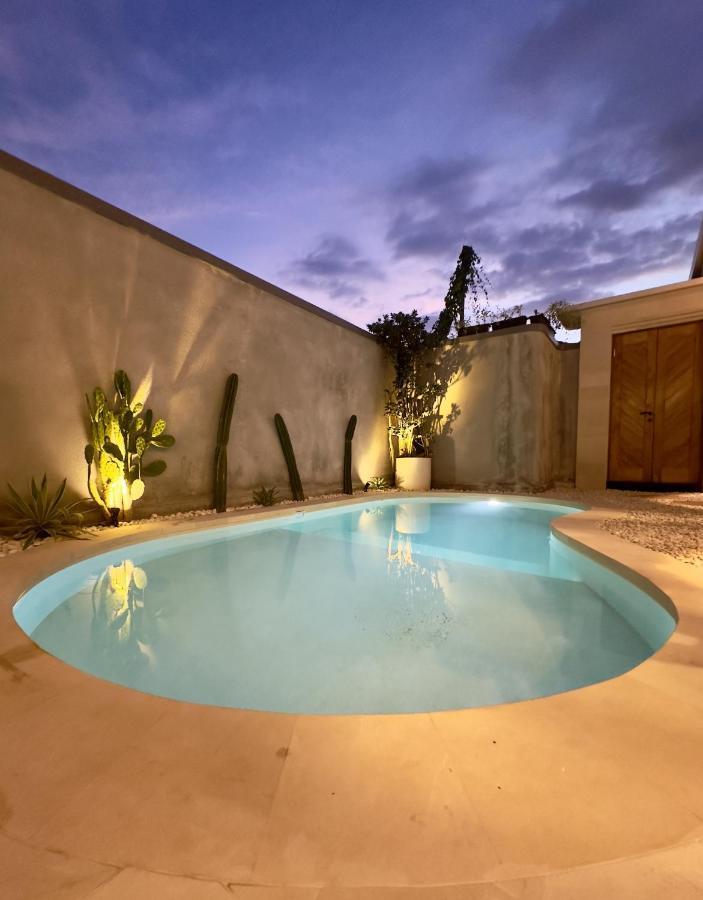 Emma'S Villa Seminyak  Exterior photo